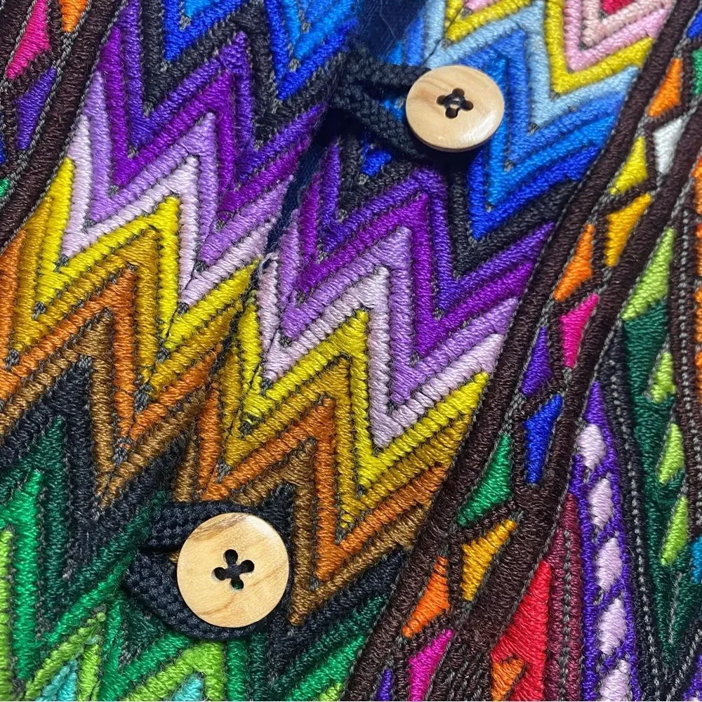 Vintage Colorful Woven Southwestern Two Button Vest Sz M - Picture 8 of 12
